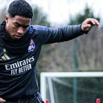 Treinador do Lyon promete conversa com Endrick após derrota no Campeonato Francês