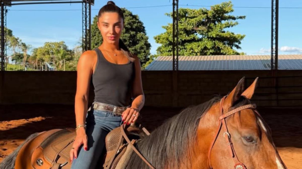 Gabriela Versiani recebe presente inusitado de Murilo Huff: 'Brilhe muito'
