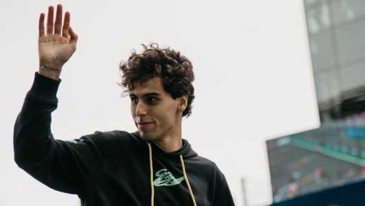 Gabriel Bortoleto, piloto da Sauber, no Autódromo de Interlagos