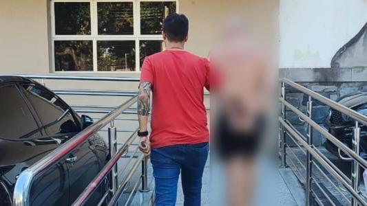 Professor da rede pública de ensino é preso suspeito de pedir fotos íntimas de seus alunos, crianças e adolescentes, no Espírito Santo