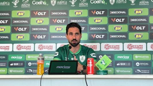 Paulo Assis faz balanço sobre movimentações do América no mercado da bola