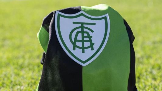 Camisa do América na Arena Independência