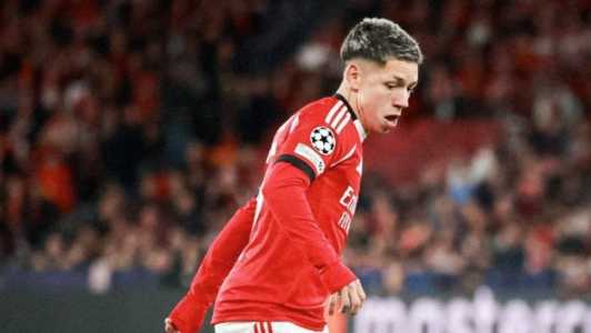 Gianluca Prestianni, meio-campista do Benfica