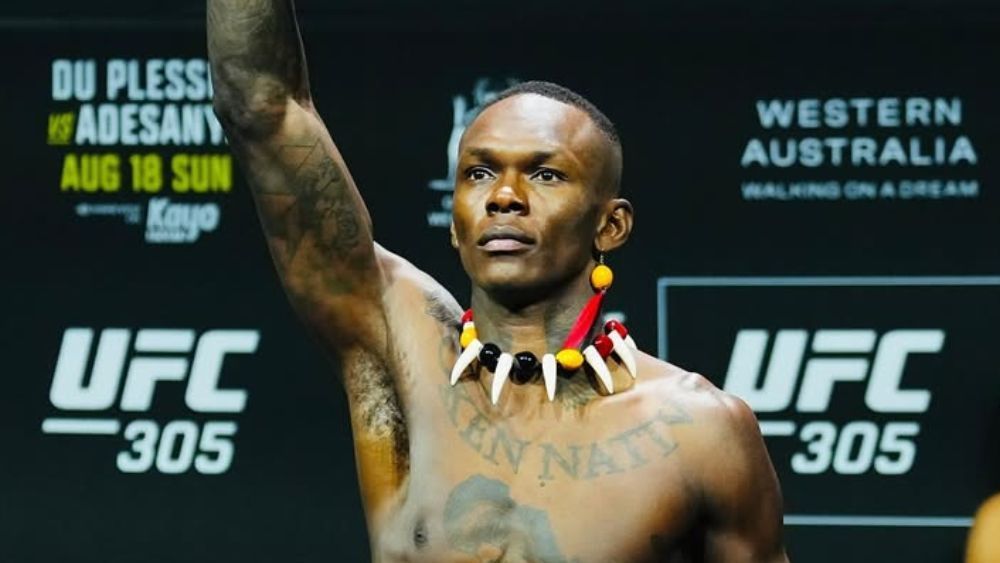 Adesanya cogita revanche contra lutador brasileiro no UFC: 'Seria divertido'