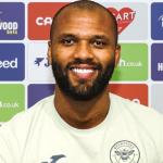 Ex-Cruzeiro, destaque de clube da Premier League tem contrato renovado até 2031