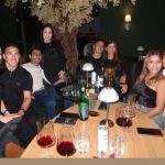 Momento família: estrangeiros do Atlético se juntam para jantar 'surpresa' com esposas