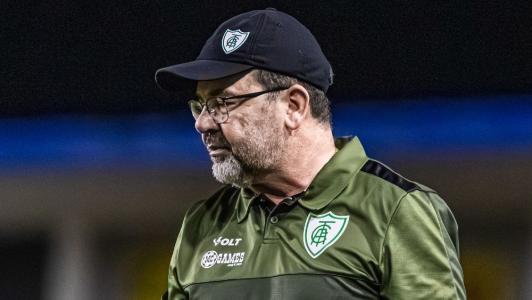 Enderson avalia risco do América perder destaques na janela de transferências