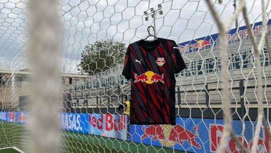 Bragantino e Grêmio se enfrentam neste sábado (4), no Estádio Municipal Cicero De Souza Marques