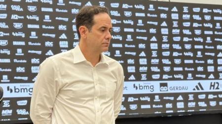 Bruno Muzzi em despedida na Arena MRV