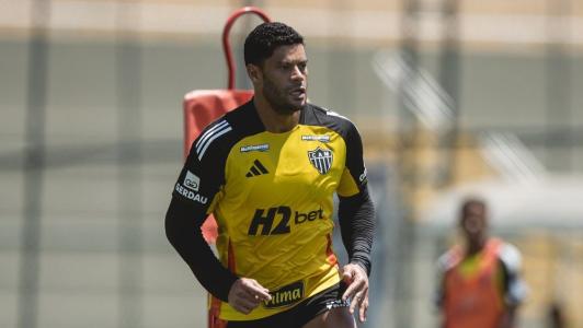 Hulk, atacante do Atlético, em treinamento da equipe na Cidade do Galo antes de jogo contra o Sport