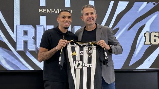 Ruan Tressoldi é apresentado pelo Atlético