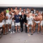 Ídolo da NFL se encontra com jogadores do Real Madrid após ‘El Clásico’