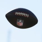 Canal do YouTube transmitirá jogos internacionais da NFL; saiba detalhes