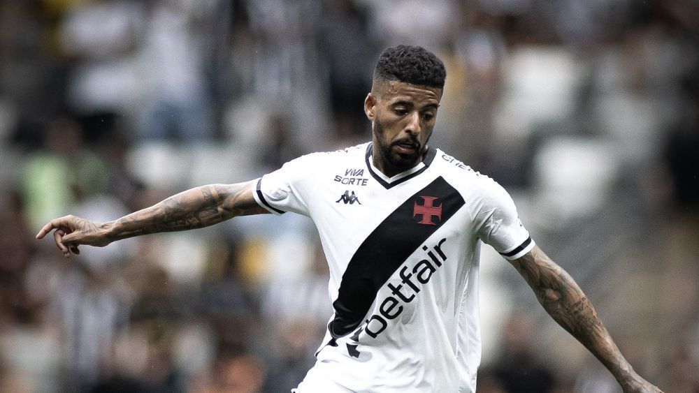 Internacional oficializa acerto com meio-campista ex-Vasco