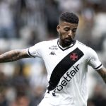 Internacional oficializa acerto com meio-campista ex-Vasco