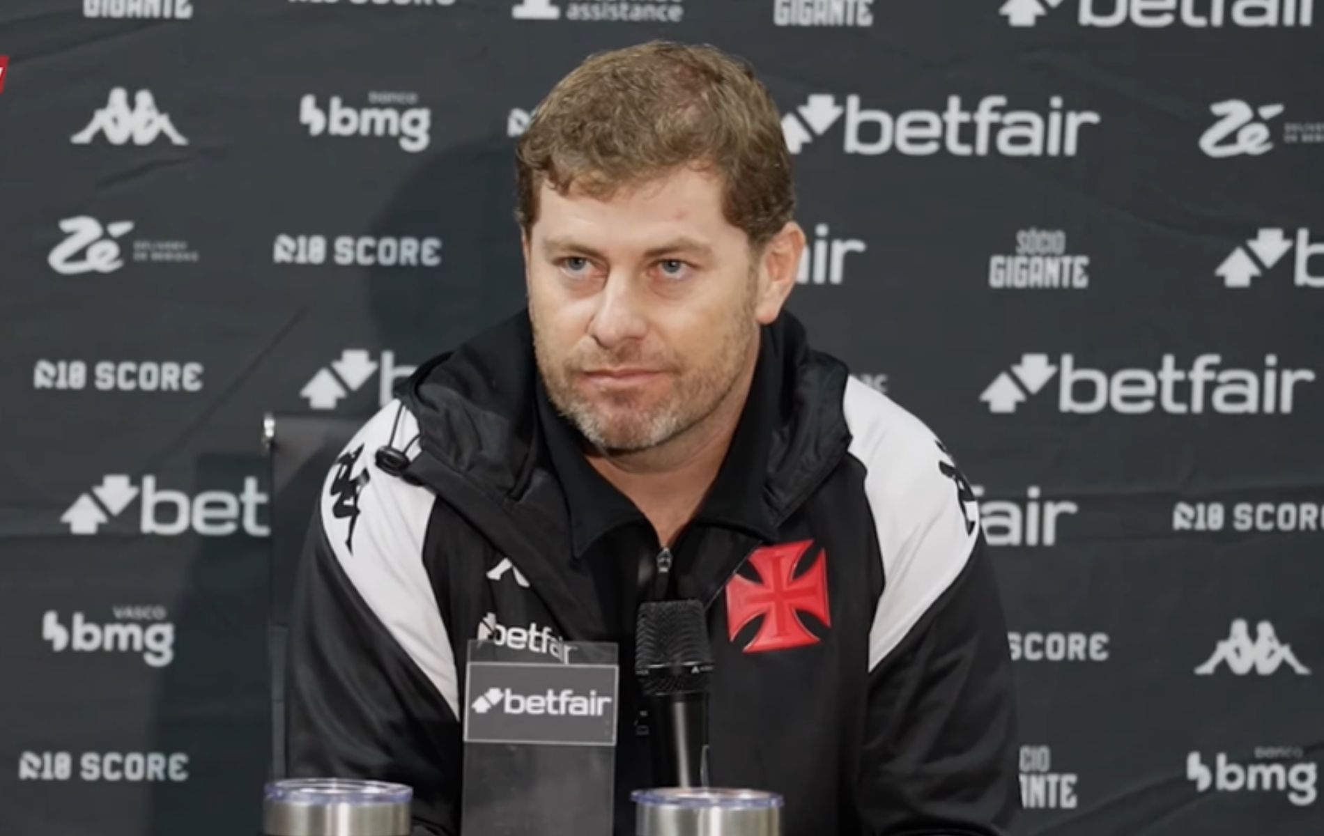 Rafael Paiva reage ao empate do Vasco contra o Criciúma: 'Incomodando demais'
