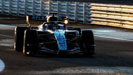 Williams em ação durante shakedown da equipe em Silverstone