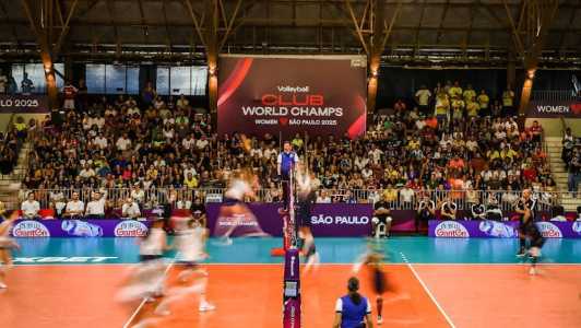 Ginásio do Pacaembu durante o Mundial de Clubes Feminino