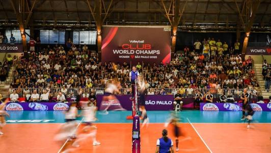 Ginásio do Pacaembu durante o Mundial de Clubes Feminino