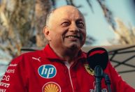 ‘Chefão’ da Ferrari na Fórmula 1 avalia desempenho da equipe e faz projeção