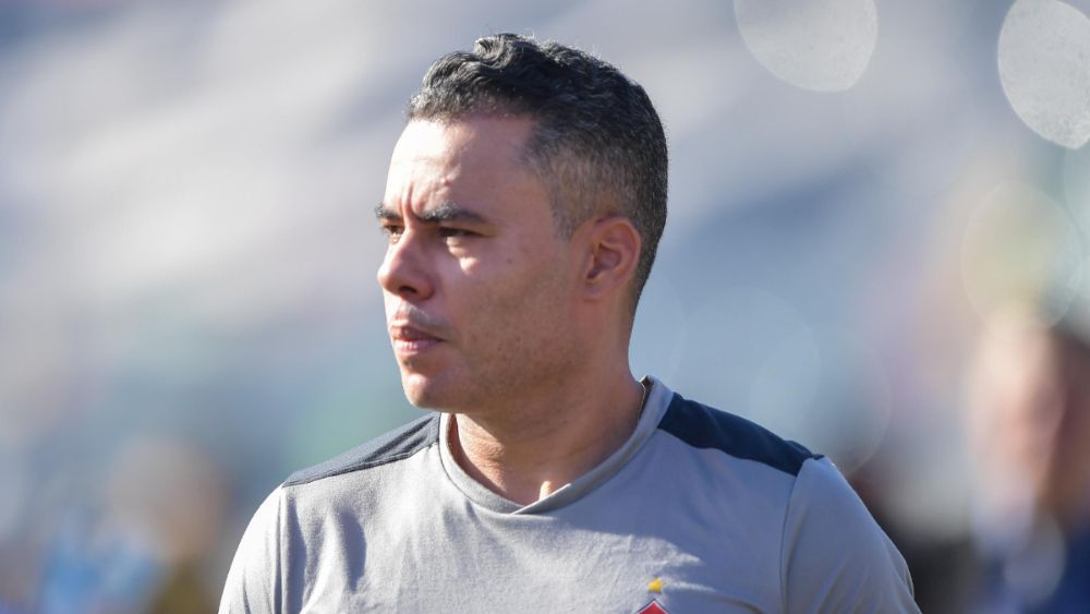 Vitória: Jair Ventura detona arbitragem após derrota para o Vasco no Brasileirão