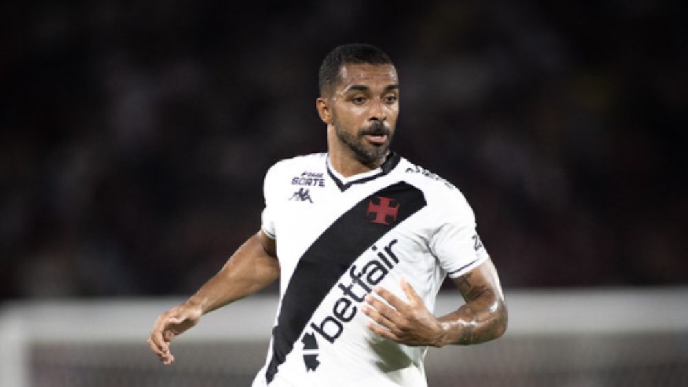 Titular do Vasco é convocado para a Seleção Brasileira; veja quem sai