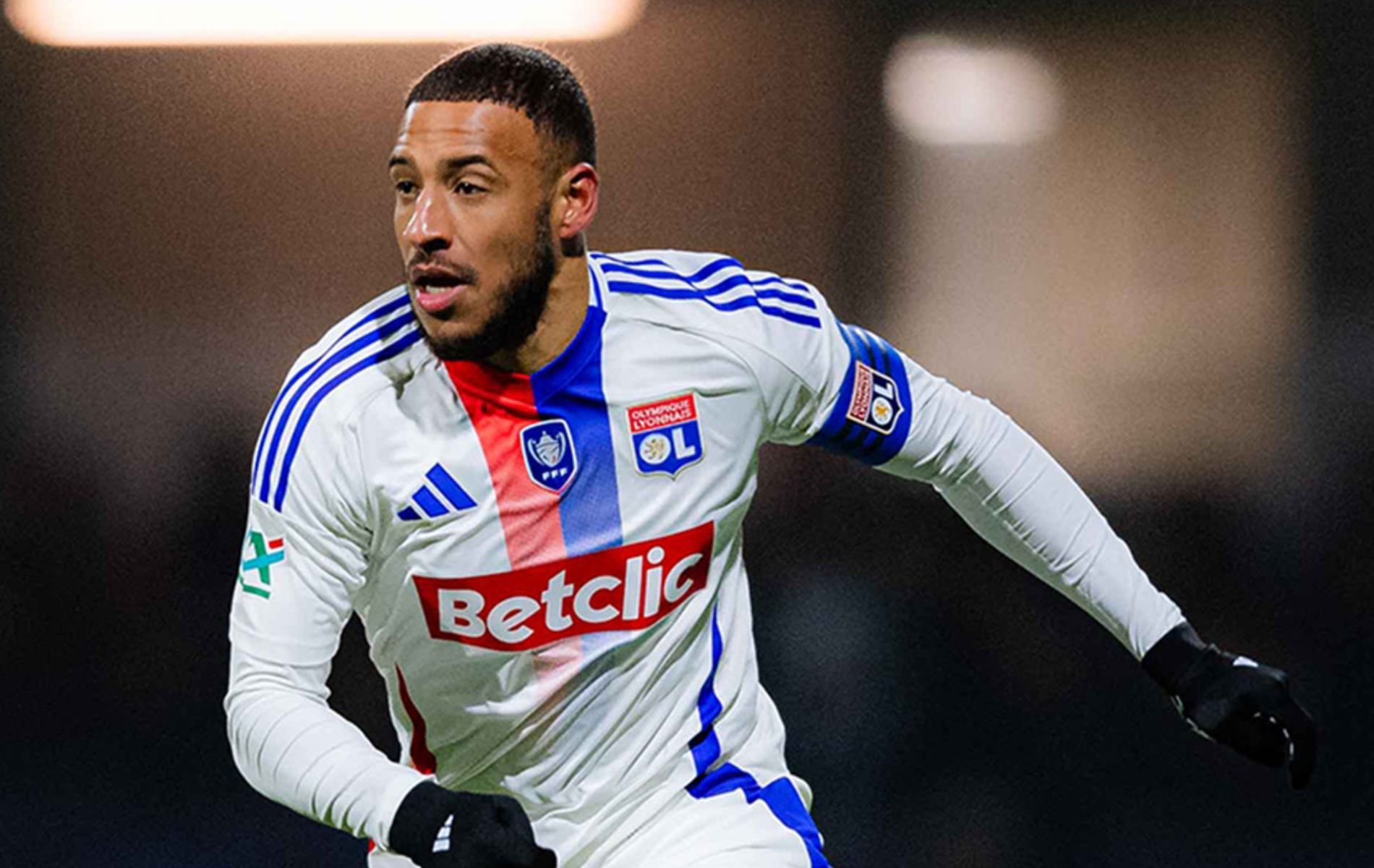 Com brasileiros em campo, Lyon é eliminado da Copa da França por time da quinta divisão