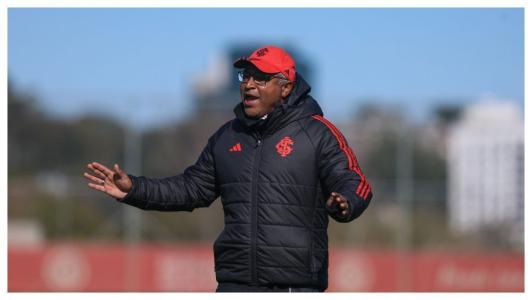 Roger Machado prepara o Inter para a retomada do Brasileirão