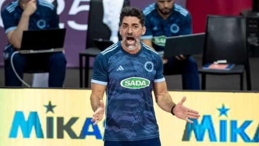 Filipe Ferraz em derrota do Sada Cruzeiro para o Perugia