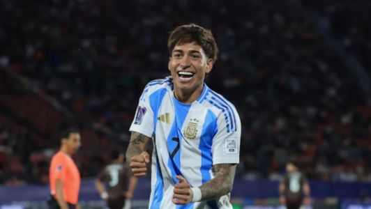 Maher Carrizo, autor do primeiro gol da vitória da Argentina sobre o México