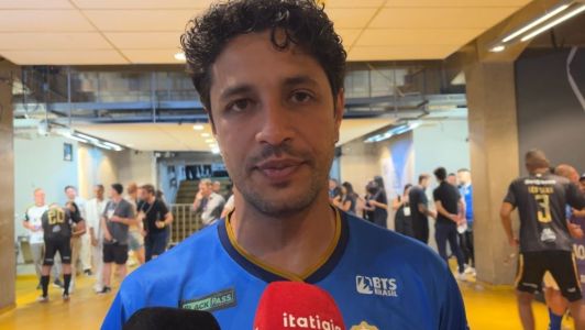 Léo, durante o Desafio de Gigantes, no Mineirão, nesse sábado (11)