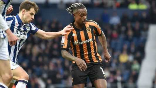 Lincoln, ex-Grêmio, em ação pelo Hull City-ING