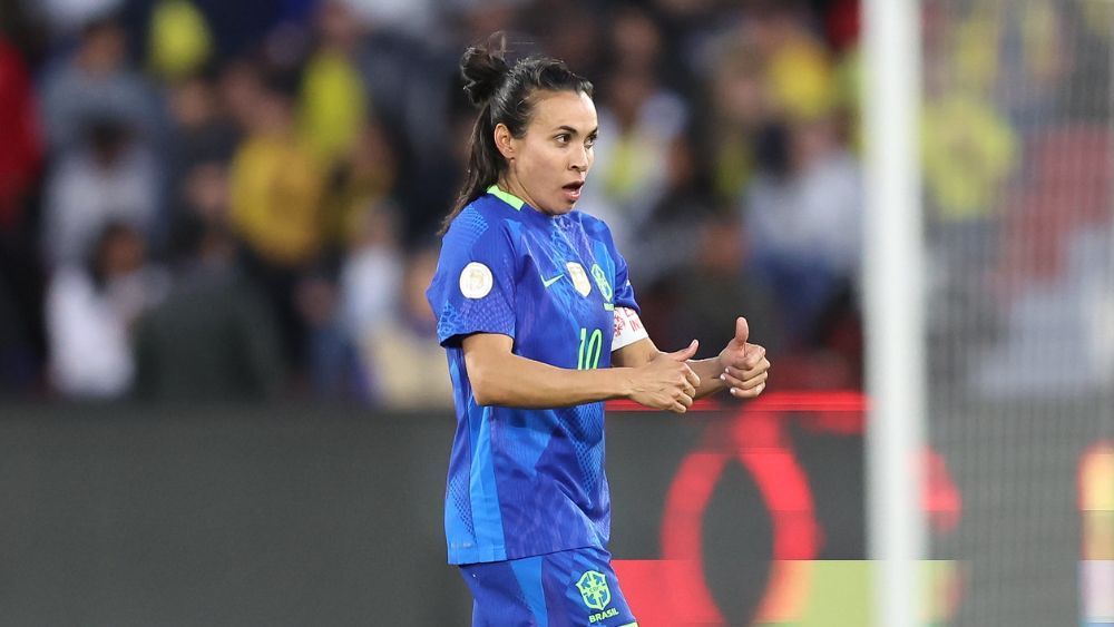 Marta no Atlético? Torcedores fazem pedidos para reforçar time feminino no retorno à elite