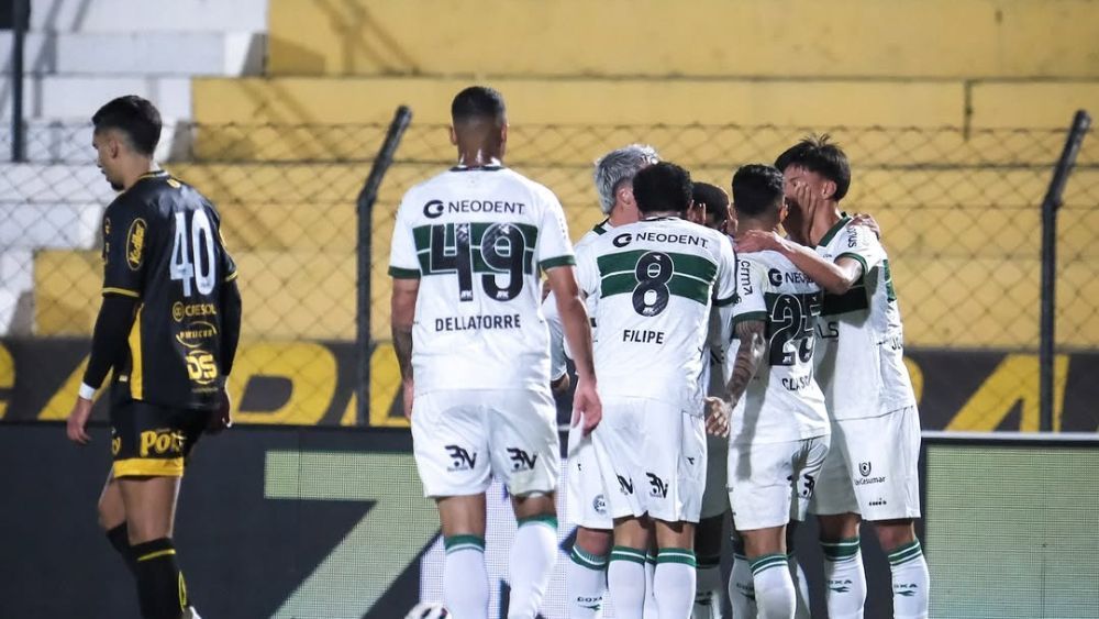 Joia decide com golaços, Coritiba vence Novorizontino e assume liderança da Série B