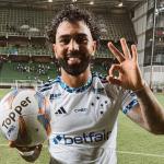 Gabigol recebe 'presente' após fazer hat-trick pelo Cruzeiro; entenda