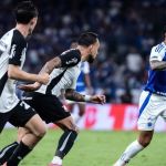 Cruzeiro oficializa reclamações na CBF após polêmicas em jogo contra Corinthians