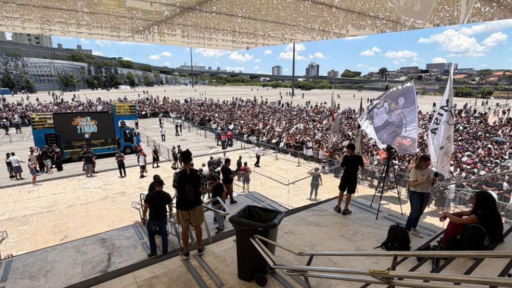 Corinthians volta a provocar Vasco após título da Copa do Brasil