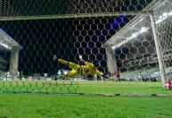 North protesta por arbitragem em jogo contra o América e faz exigências