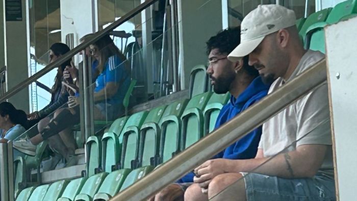 Gabigol assiste jogo do Cruzeiro Feminino neste domingo (17), no estádio Independência