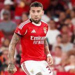 Influencer de Vasco coloca zagueiro campeão do mundo na mira do clube