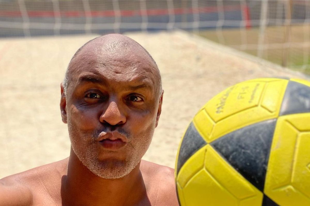 Moacir, ex-Atlético, teve grupo de samba e brilhou no futevôlei
