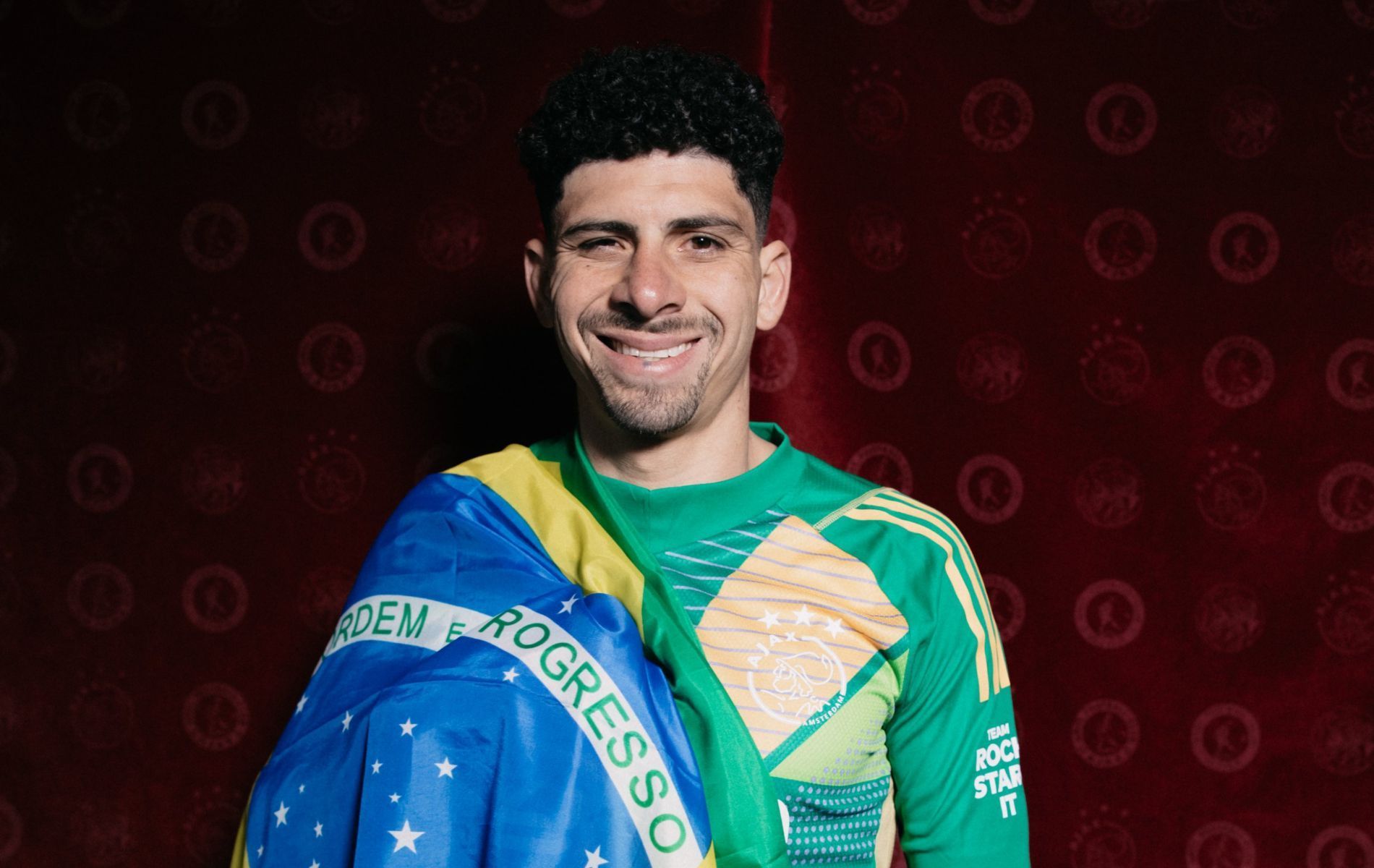 Gigante europeu anuncia a contratação de Matheus, ex-goleiro do América