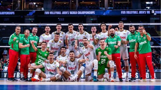 Jogadores da Seleção Búlgara celebram classificação às quartas de final do Mundial Masculino de Vôlei