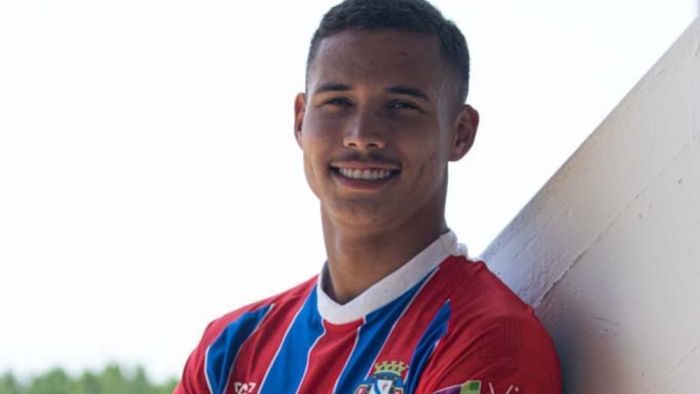 João Rafael, com a camisa do Felgueiras
