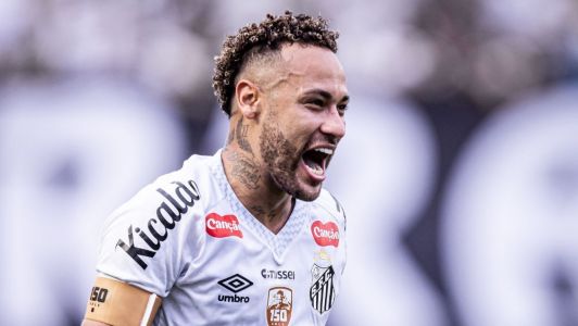 Neymar, do Santos, durante jogo contra o Cruzeiro