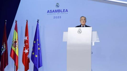 Florentino Pérez na assembleia-geral de sócios do Real Madrid