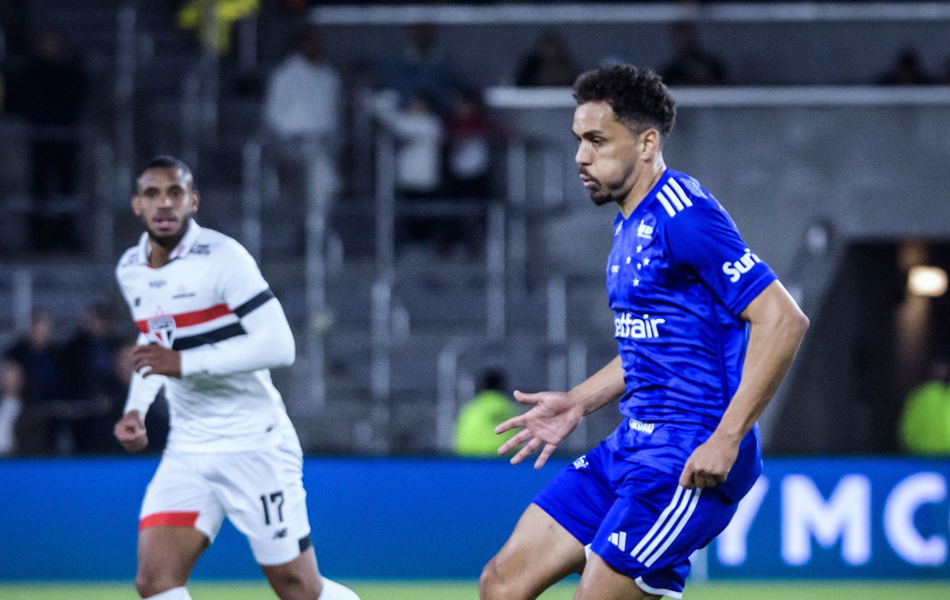 Eduardo analisa estreia pelo Cruzeiro e abre o jogo sobre função em campo
