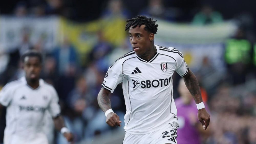 Comprado por valor milionário, ex-Palmeiras estreia na Premier League