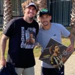 Zagueiro ‘pipeiro’: Lyanco ganha 100 pipas personalizadas de torcedor do Atlético
