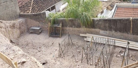 Polícia investiga construtora suspeita de desviar toneladas de materiais de obras de luxo na Grande BH